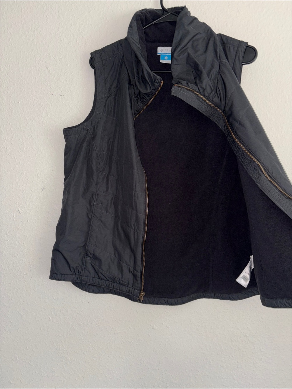 Columbia Black Vest Jacket - Picture 3 of 8